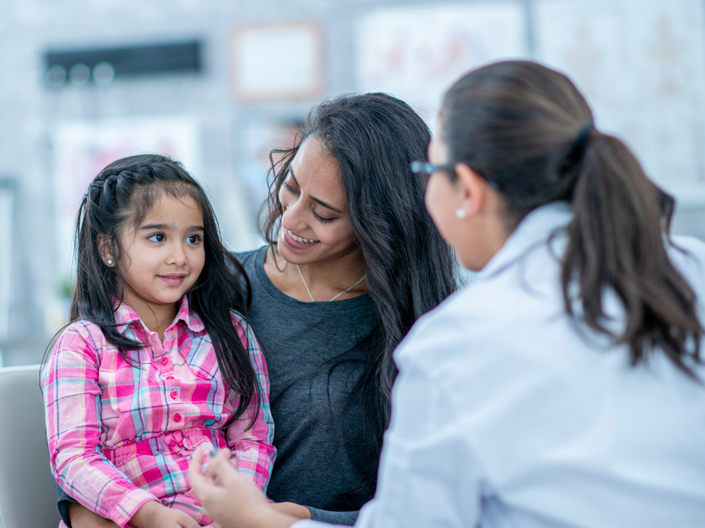 hispanic female child dr visit